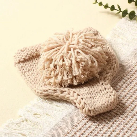 Newborn Rabbit Outfit, photoset rabbit ear beanie and bottoms - Picture 3 of 4